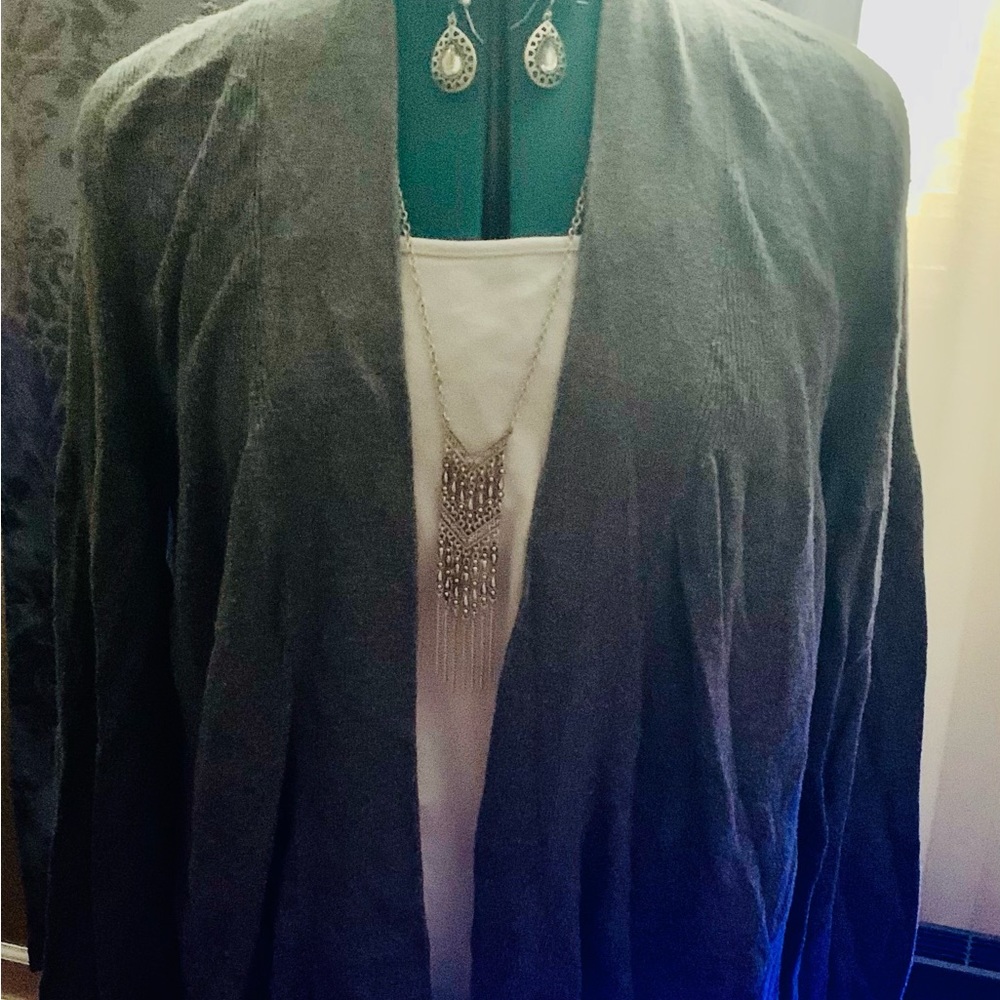 Apt 9 large dark grey open front cardigan, cuffed sleeves.